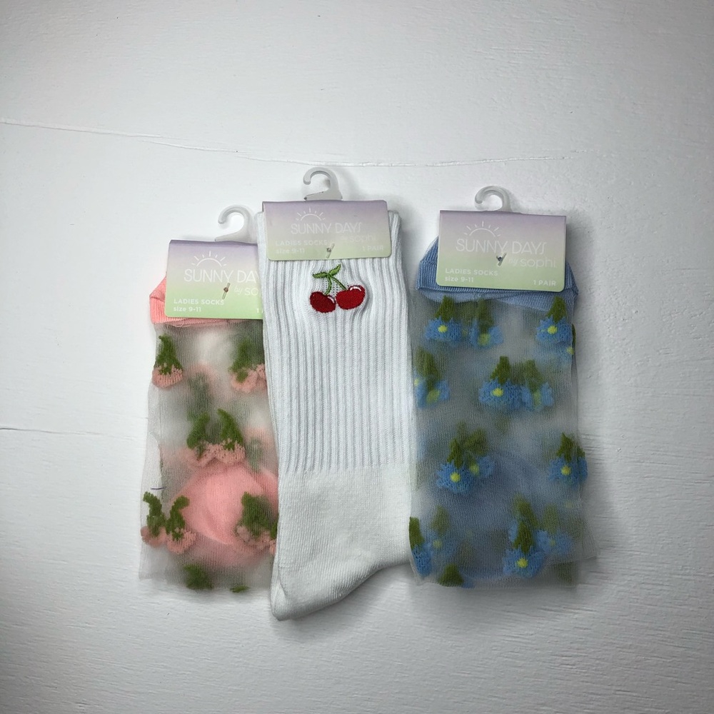 Sunny Days Fashion Mesh Flowers Crew Cherry Socks 3 Pairs